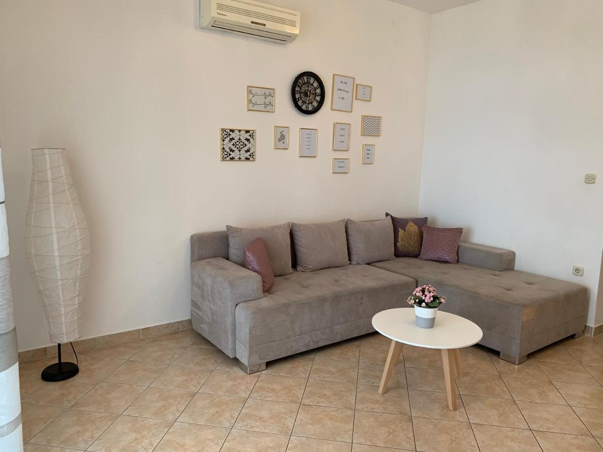 Omis Relaxing Sea Lounge Daire Marusici  Dış mekan fotoğraf